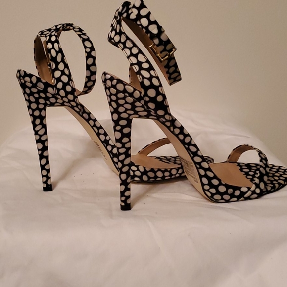 Womens style watch for Just Fab - Picture 4 of 5